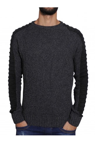 CALEB Knit sweater