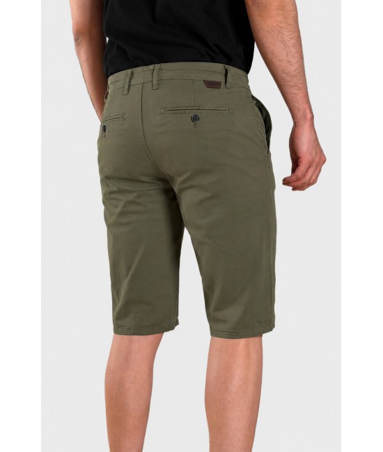 FREDERICK Chinos shorts SHORTS